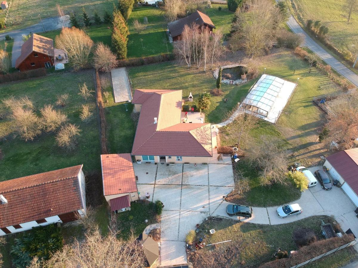 Chatillon-sur-Broue Alaguyauder Le Studio المظهر الخارجي الصورة